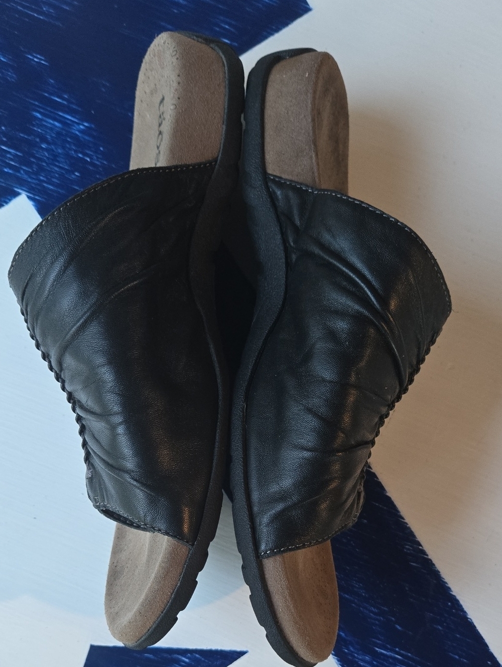 Taos "Gift 2" Black Ruched Leather Sandals Size US 9 - Picture 5 of 11
